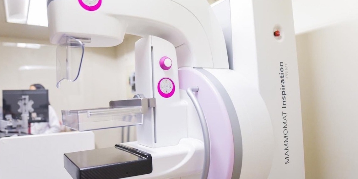 Maru Campos mintió al afirmar que mastógrafo del Hospital de la Mujer “tenía tres años sin funcionar”