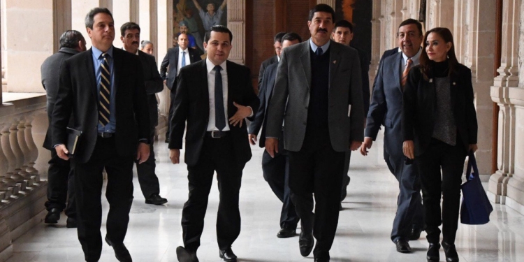 El País exhibe la treta de Maru Campos para liberar a César Duarte