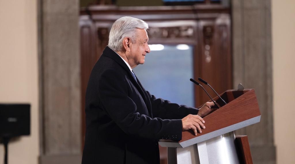 Si no se pinta la raya a la corrupción, no hay nada que hacer: AMLO