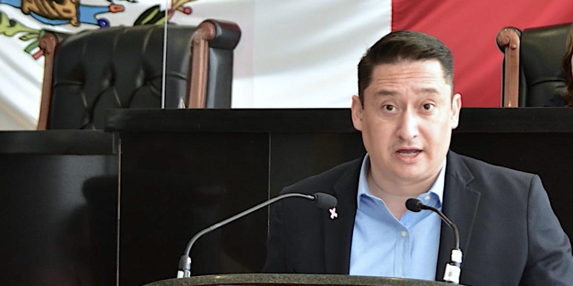 El PAN quiere cambiar la Constitución para que el próximo gobernador de Chihuahua sea hombre