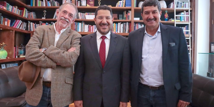 Jefe de Gobierno de CDMX celebra incorporación de Javier Corral a equipo plural de Claudia Sheinbaum