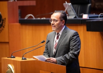 Obra de Ferromex destruye el patrimonio histórico de Ciudad Juárez, exhiben en el Senado