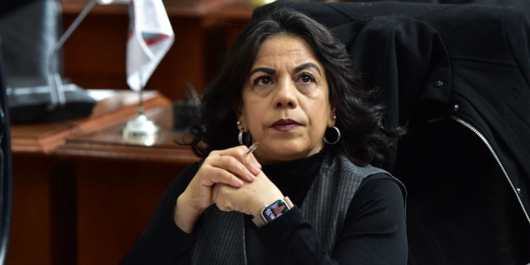 Morena exhibe venta de terrenos estatales por un precio menor a su valor comercial