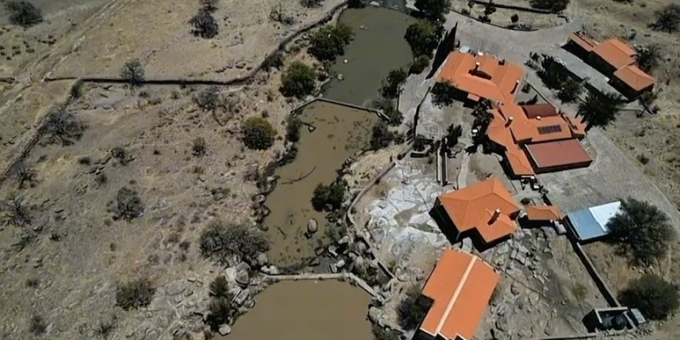 Rancho donde César Duarte se robaba el agua estaba embargado. Se lo devolvió Maru Campos