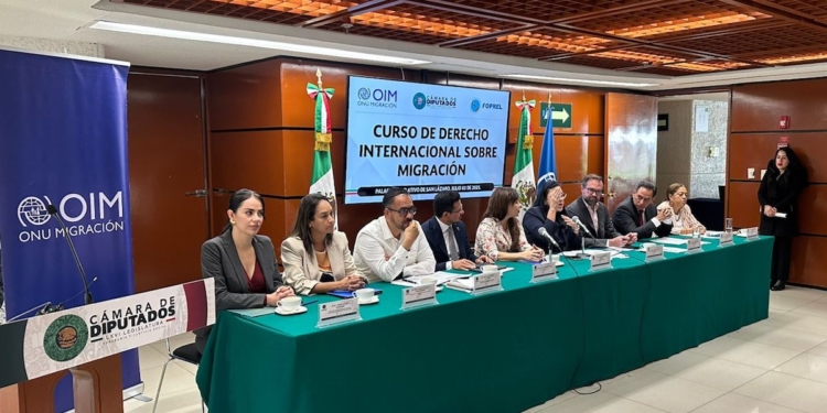 Juan Carlos Loera celebra labor de la OIM para capacitar a personas legisladoras y asesores parlamentarios