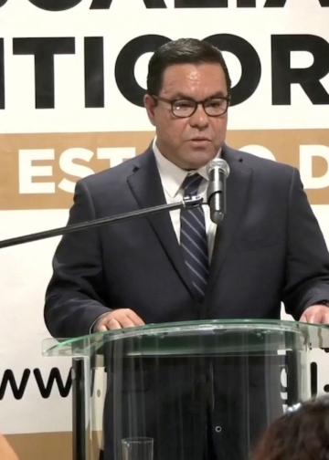 Fiscal Anticorrupción desacata orden de Tribunal federal para entregar expediente de Corral a la FGR