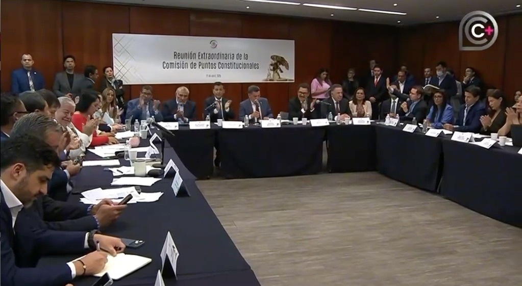 Aprueban invitar a Maru Campos para que informe al Senado sobre violaciones a la Constitución y a la Ley de Seguridad Nacional