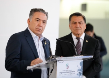 Senadores exigen juicio político contra Maru Campos por violar la Constitución