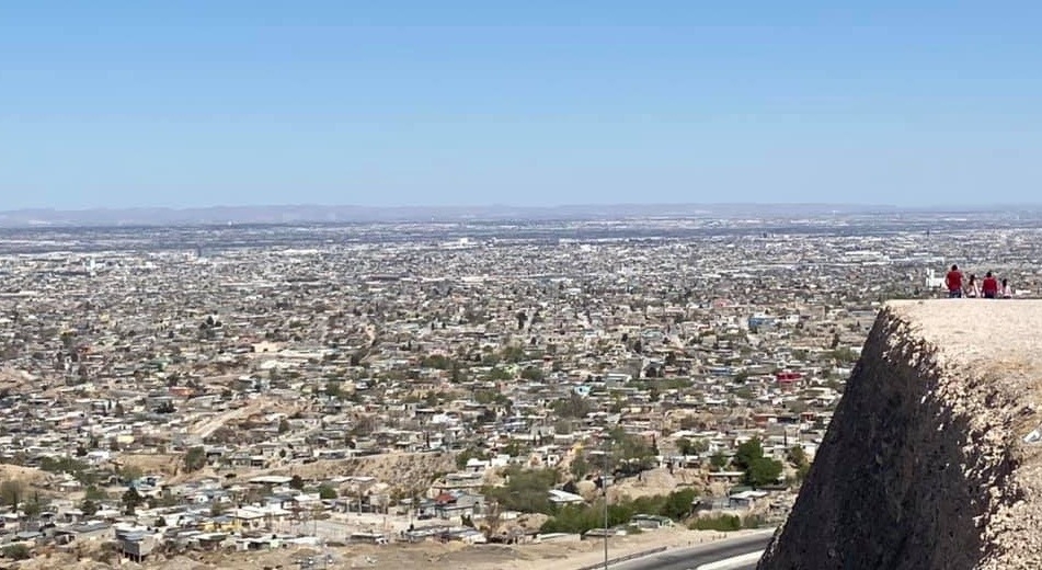 Juan Carlos Loera propone invertir ingresos por ISN en transporte público e infraestructura en periferia de Juárez