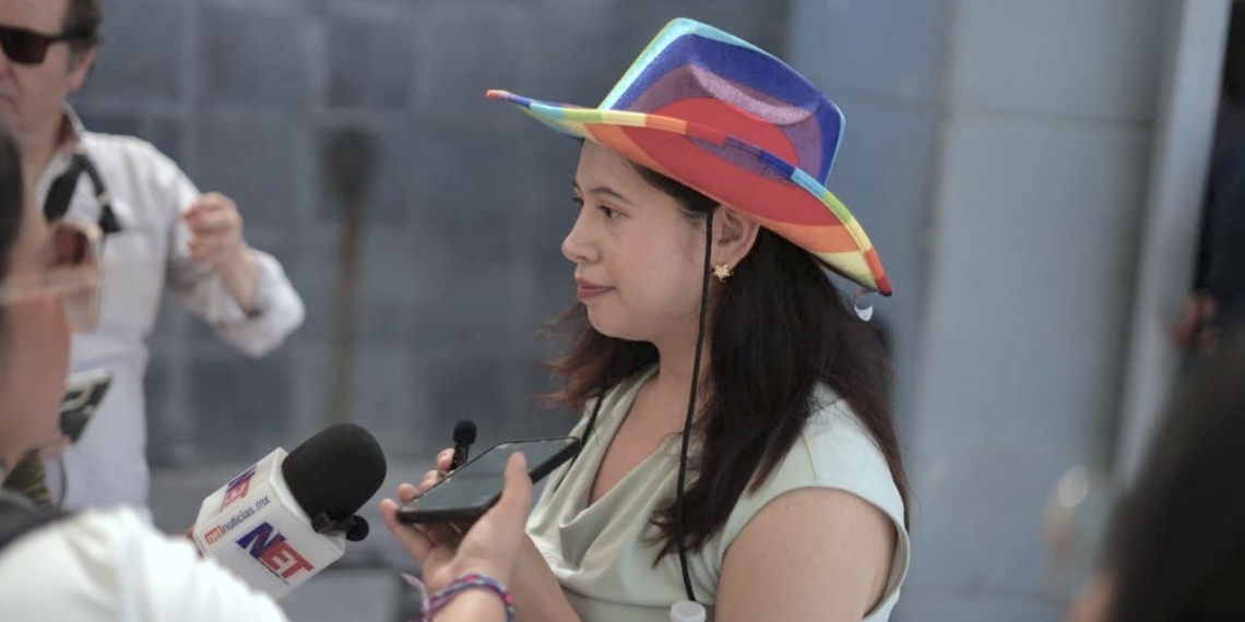Diputada Jael Argüelles acompaña protesta LGBT+ por negar derechos de las personas