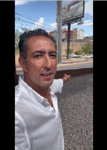 Miguel Riggs exhibe a Marco Bonilla por violar la Ley de Movilidad