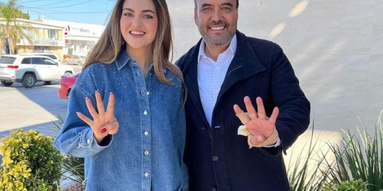 “Me sumo a la voluntad popular en favor de Andrea Chávez”: Juan Carlos Loera