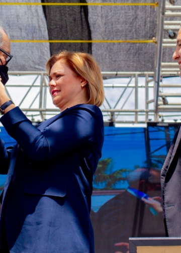 Fernando Baeza le robó la gubernatura a Francisco Barrio… y Maru Campos le rindió homenaje
